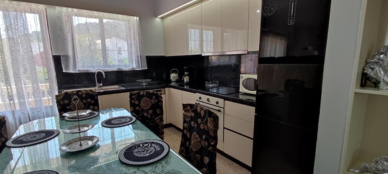 Ixian House Apartment Екстериор снимка