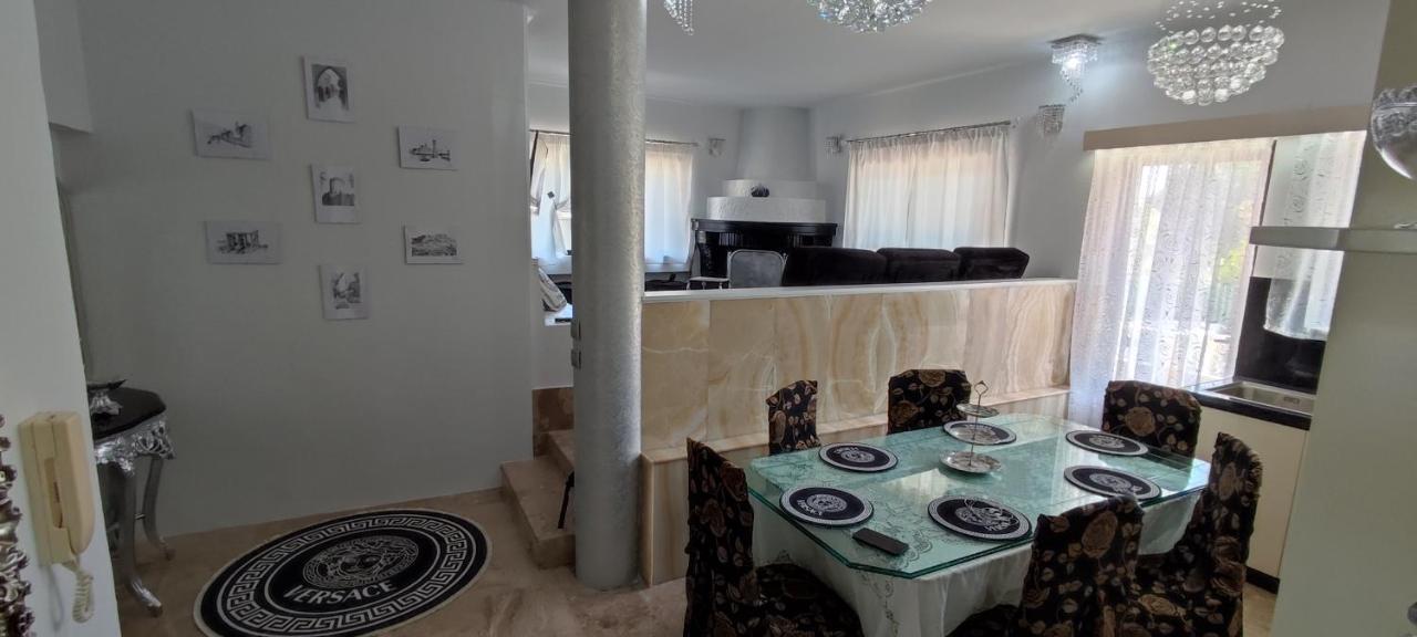 Ixian House Apartment Екстериор снимка